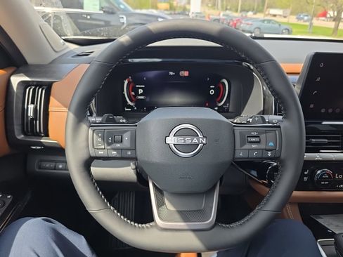 New 2026 Nissan Pathfinder Platinum AWD/4WD image 20