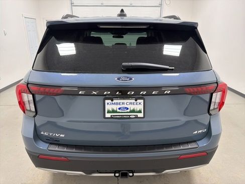 New 2026 Ford Explorer Active w/ Active Comfort Package image 5