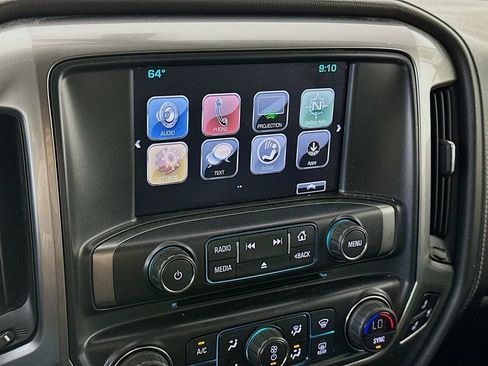 Used 2018 Chevrolet Silverado 1500 LTZ Z71 w/ LTZ Plus Package AWD/4WD image 19