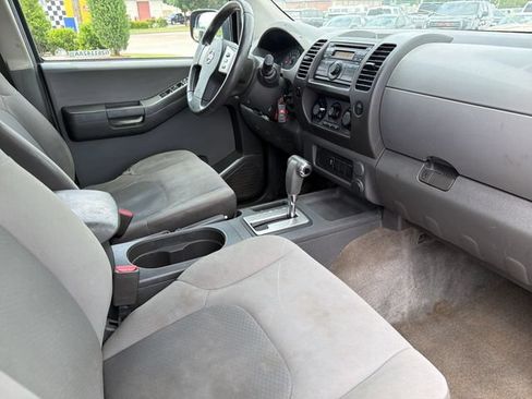 Used 2012 Nissan Xterra X RWD image 24