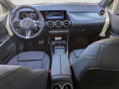 Used 2026 Mercedes-Benz GLA 250 image 14