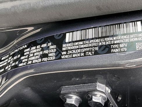 Used 2023 Jeep Renegade Latitude image 18