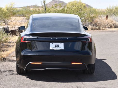 Used 2024 Tesla Model 3 Long Range AWD/4WD image 4