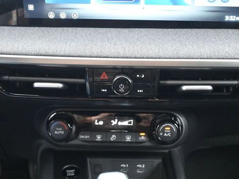 New 2026 Nissan Kicks SV image 4