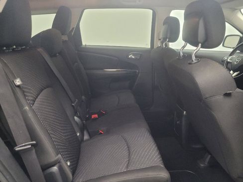 Used 2018 Dodge Journey SE w/ Connectivity Group FWD image 19