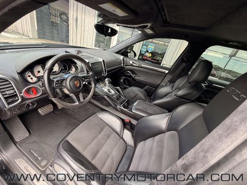 Used 2017 Porsche Cayenne GTS AWD/4WD image 28