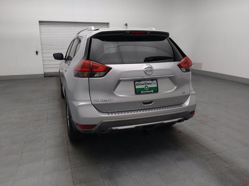 Used 2018 Nissan Rogue SV FWD image 6
