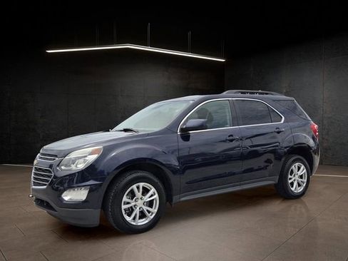 Used 2017 Chevrolet Equinox LT FWD image 3