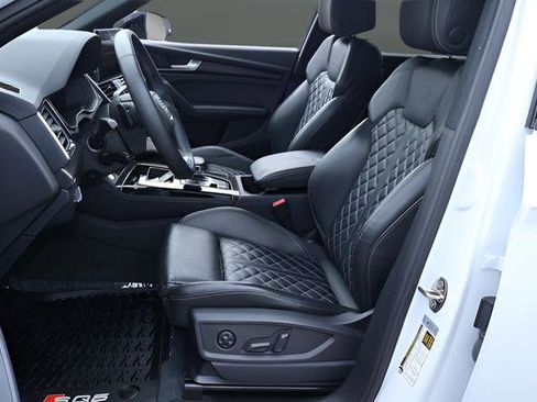 Used 2023 Audi SQ5 Premium Plus w/ Premium Plus Package AWD/4WD image 14