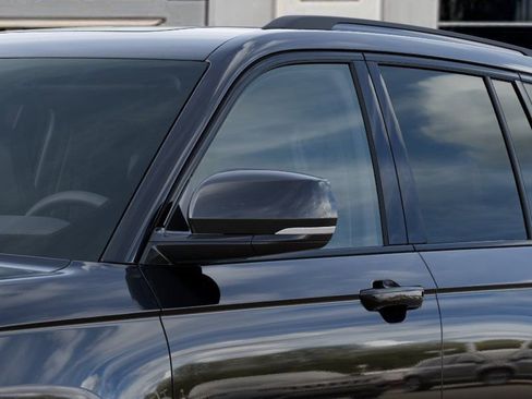 New 2025 Jeep Grand Cherokee Limited w/ Black Appearance Package image 12