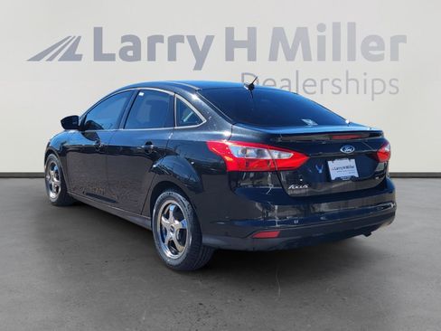 Used 2014 Ford Focus SE image 3