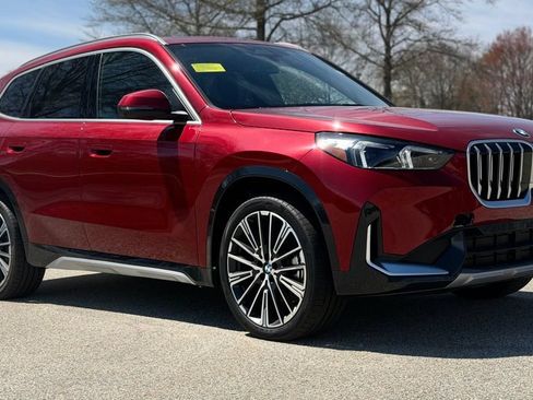 New 2026 BMW X1 xDrive28i w/ Technology Package AWD/4WD image 8