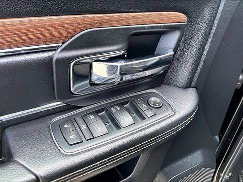 Used 2017 RAM 1500 Laramie w/ Convenience Group image 31