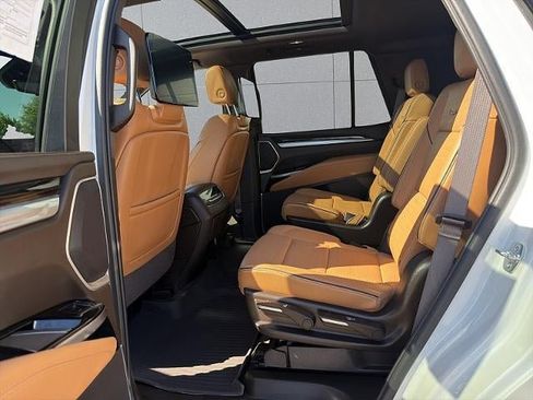 Used 2025 Cadillac Escalade Premium Luxury w/ Touring Package AWD/4WD image 25