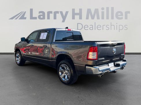 Used 2022 RAM 1500 Big Horn AWD/4WD image 3