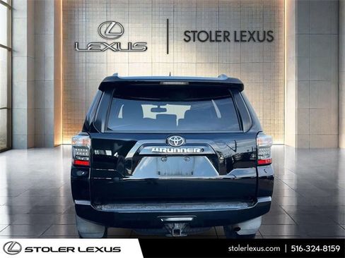 Used 2018 Toyota 4Runner SR5 image 6