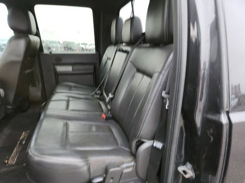 Used 2012 Ford F250 Lariat w/ Chrome Pkg image 21