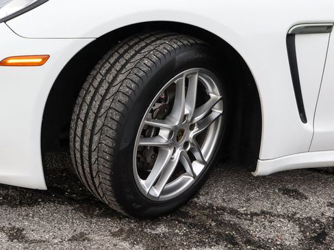 Used 2016 Porsche Panamera Edition image 17