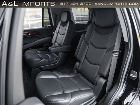 Used 2019 Cadillac Escalade Luxury image 53