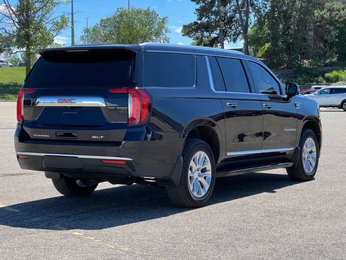 Used 2024 GMC Yukon XL SLT w/ SLT Luxury Package AWD/4WD image 57