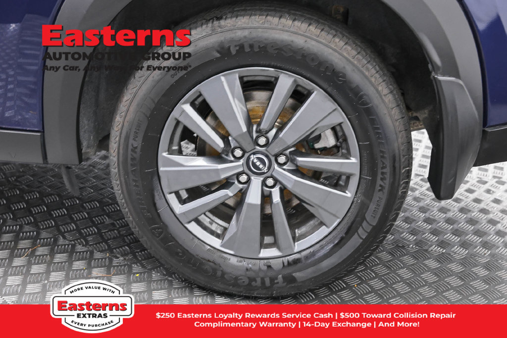 Used 2022 Nissan Pathfinder SV AWD/4WD image 35