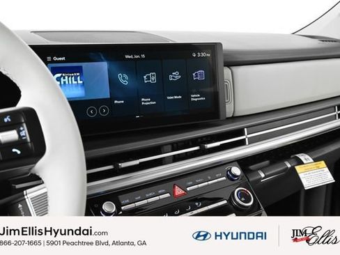 Used 2025 Hyundai Santa Fe SE image 18