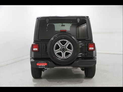 Used 2022 Jeep Wrangler Unlimited Sport AWD/4WD image 21