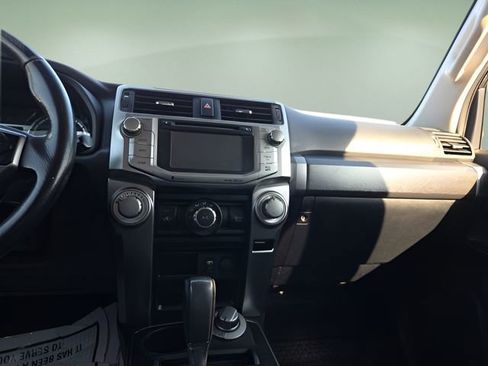 Used 2016 Toyota 4Runner SR5 AWD/4WD image 11