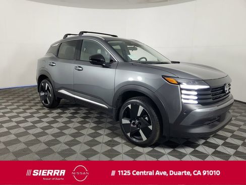 New 2026 Nissan Kicks SR image 1