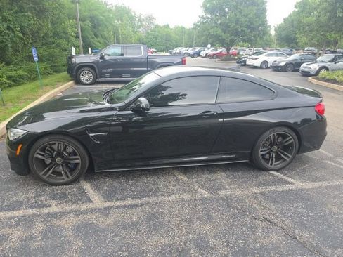 Used 2017 BMW M4 Coupe RWD image 3