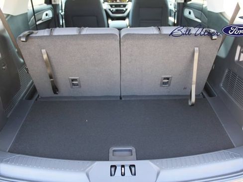 New 2026 Ford Explorer Active RWD image 6