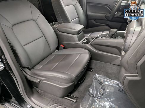 Used 2024 Chevrolet Colorado Trail Boss w/ Advanced Trailering Package AWD/4WD image 29