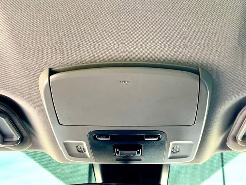 Used 2021 Toyota Camry SE image 17