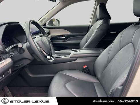 Used 2024 Toyota Grand Highlander Limited image 20