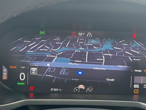 Used 2021 Polestar Polestar 2 image 13