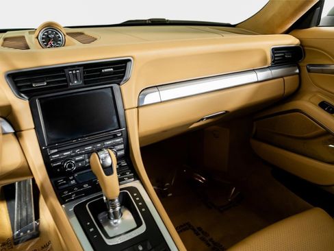 Used 2013 Porsche 911 Carrera 4S image 30