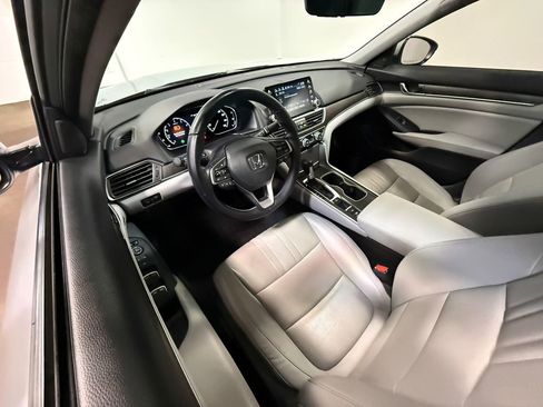 Used 2018 Honda Accord EX-L image 2