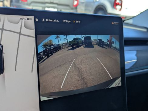 Used 2023 Tesla Model 3 Performance image 32