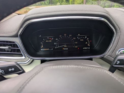 Used 2019 Lincoln Continental Reserve FWD image 18