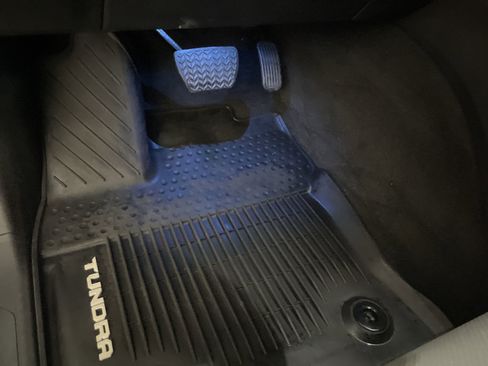 Used 2024 Toyota Tundra Limited image 17