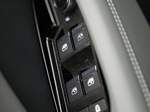 New 2026 Audi Q3 quattro 2.0T AWD/4WD image 16