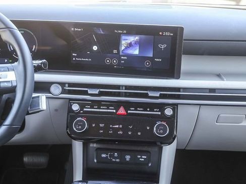 Certified 2025 Hyundai Tucson SEL image 13