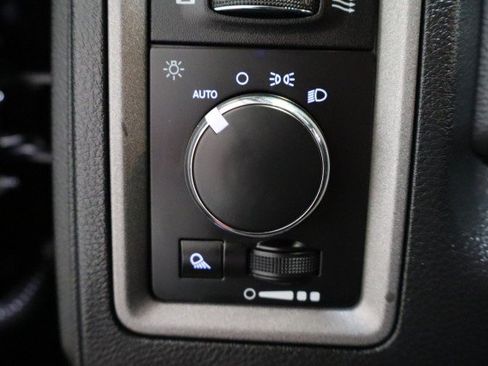 Used 2017 RAM 2500 Tradesman w/ Chrome Appearance Group AWD/4WD image 36
