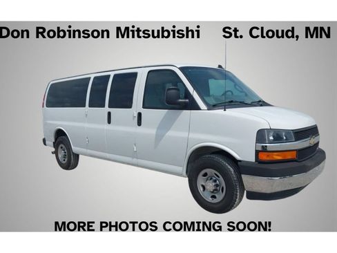 Used 2017 Chevrolet Express 3500 LT w/ LT Preferred Equipment Group RWD image 1
