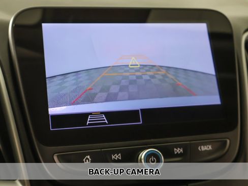 Used 2024 Chevrolet Malibu LT image 4