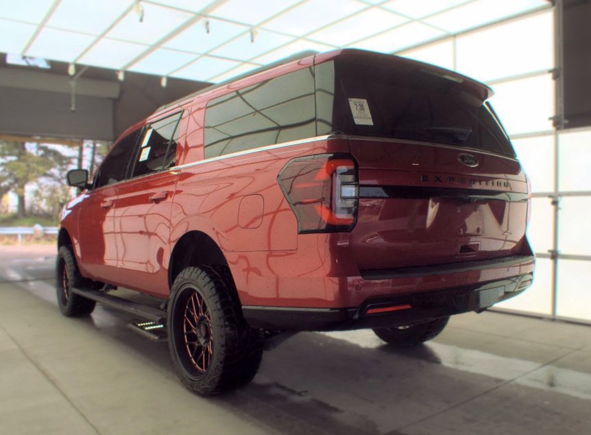 Used 2022 Ford Expedition Max Limited AWD/4WD image 4