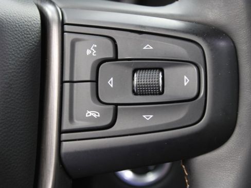 Used 2024 GMC Yukon XL AT4 w/ AT4 Premium Plus Package AWD/4WD image 66