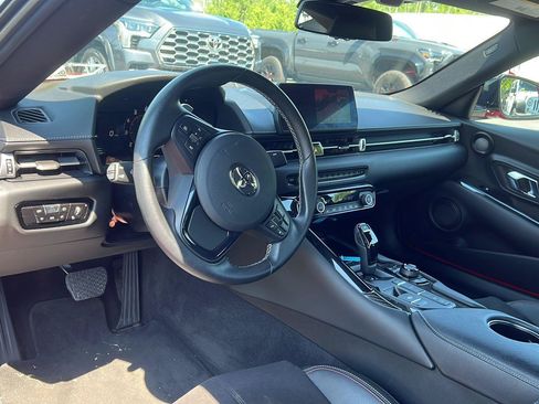 Used 2021 Toyota Supra RWD image 4