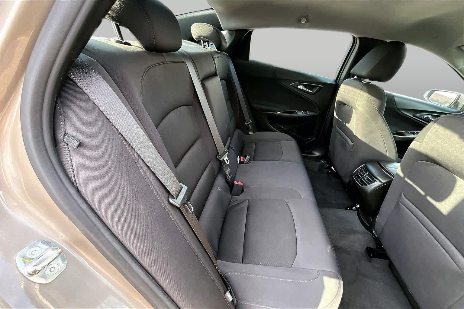 Used 2022 Chevrolet Malibu LT FWD image 20