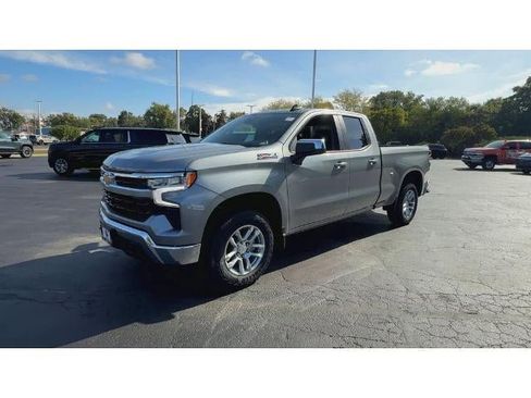 New 2026 Chevrolet Silverado 1500 LT w/ Z71 Off-Road Package AWD/4WD image 4